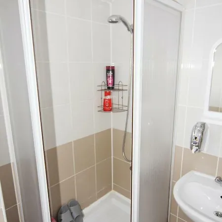 Sari Pansiyon * Edirne