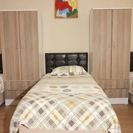 Sari Pansiyon Privatunterkunft *