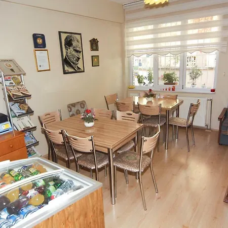 Sari Pansiyon Privatunterkunft