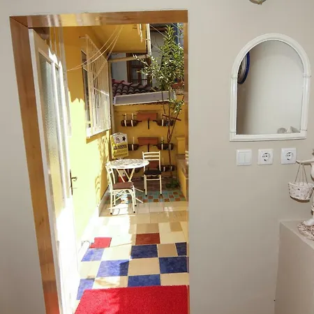 Sari Pansiyon 홈스테이 에디르네